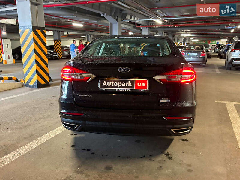 Седан Ford Fusion 2019 в Харкові