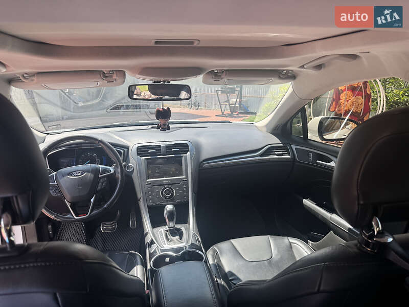 Седан Ford Fusion 2014 в Одессе