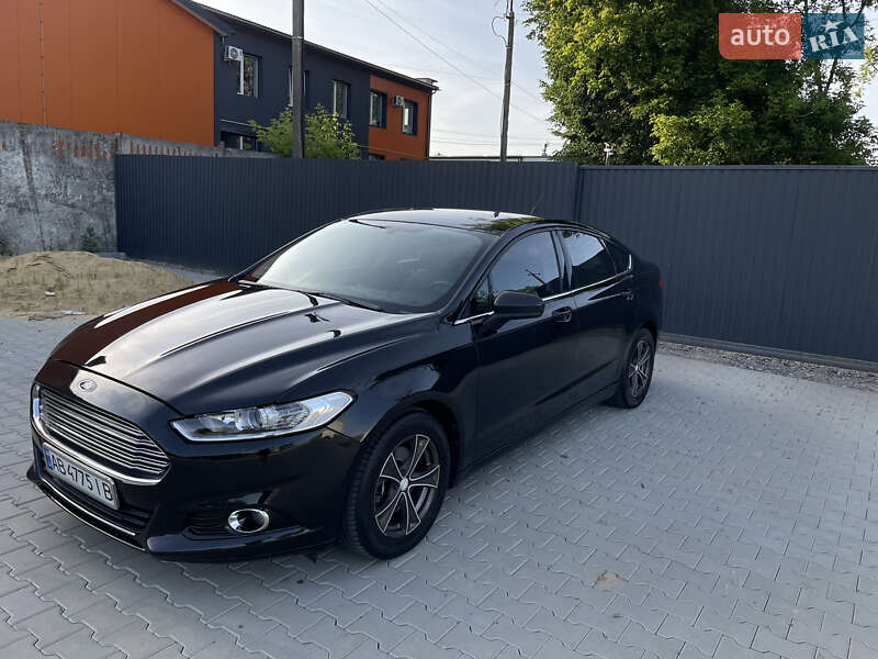 Седан Ford Fusion 2014 в Вінниці