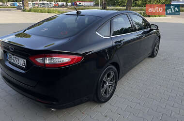 Седан Ford Fusion 2014 в 