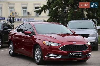 Седан Ford Fusion 2017 в 
