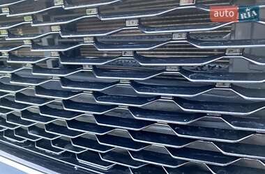 Седан Ford Fusion 2019 в 