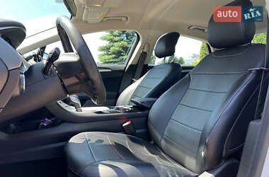 Седан Ford Fusion 2014 в 