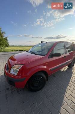 Хэтчбек Ford Fusion 2006 в 