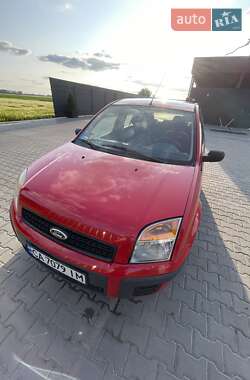 Хэтчбек Ford Fusion 2006 в 