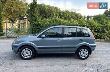 Хэтчбек Ford Fusion 2009 в 