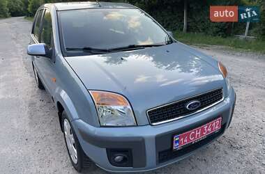 Хэтчбек Ford Fusion 2009 в 