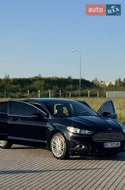 Седан Ford Fusion 2016 в Львові