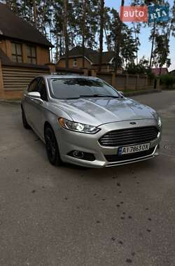 Седан Ford Fusion 2013 в 