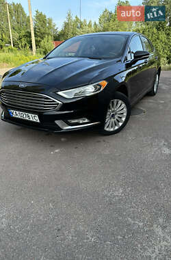 Седан Ford Fusion 2017 в 
