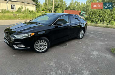 Седан Ford Fusion 2017 в Коростишеві