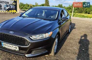 Седан Ford Fusion 2014 в 