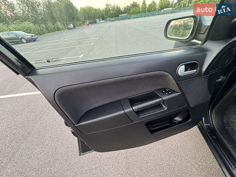 Хэтчбек Ford Fusion 2006 в Виннице