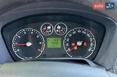 Хэтчбек Ford Fusion 2006 в 