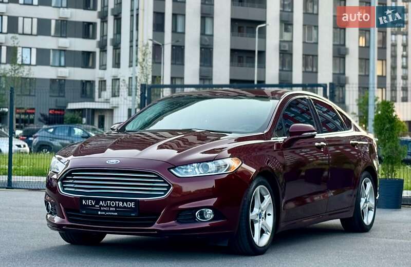 Седан Ford Fusion 2015 в Киеве фото 2 Седан Ford Fusion 2015 в Киеве