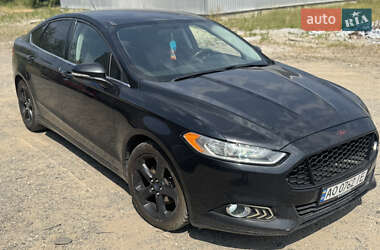 Седан Ford Fusion 2015 в 