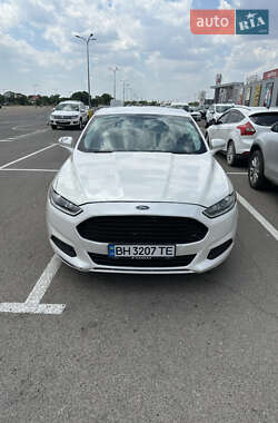 Седан Ford Fusion 2015 в Одессе