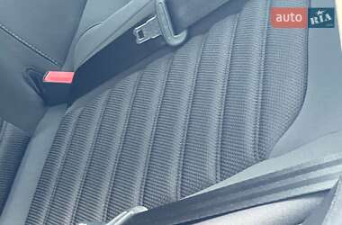 Седан Ford Fusion 2018 в 