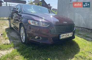 Седан Ford Fusion 2012 в 