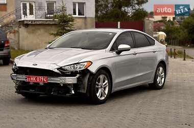 Седан Ford Fusion 2018 в 