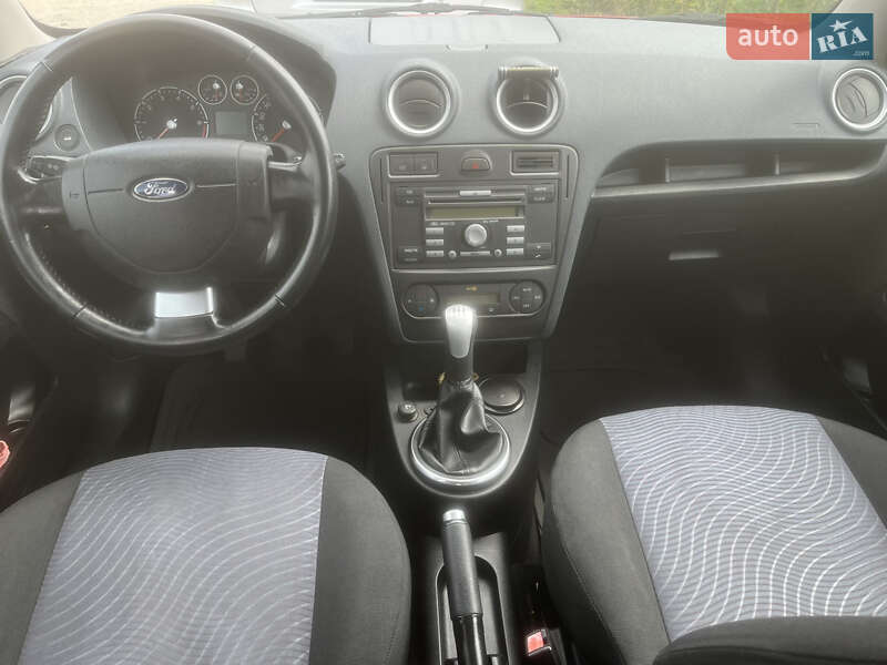 Хэтчбек Ford Fusion 2011 в Нежине фото 11 Хэтчбек Ford Fusion 2011 в Нежине