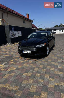 Седан Ford Fusion 2013 в Ужгороде