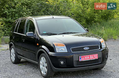 Хэтчбек Ford Fusion 2009 в 