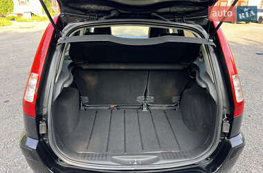 Хэтчбек Ford Fusion 2009 в 