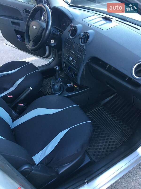 Хетчбек Ford Fusion 2011 в Одесі