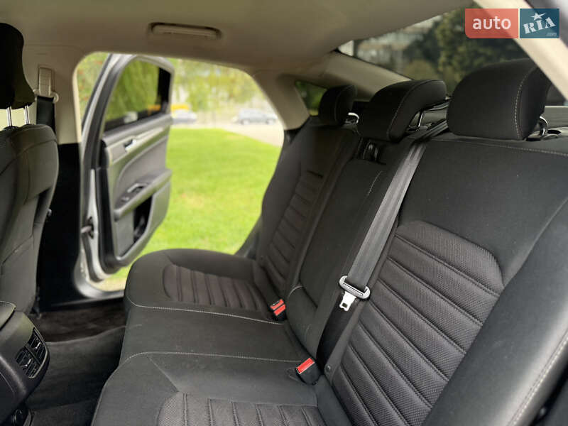 Седан Ford Fusion 2018 в Днепре