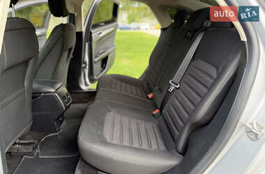 Седан Ford Fusion 2018 в 
