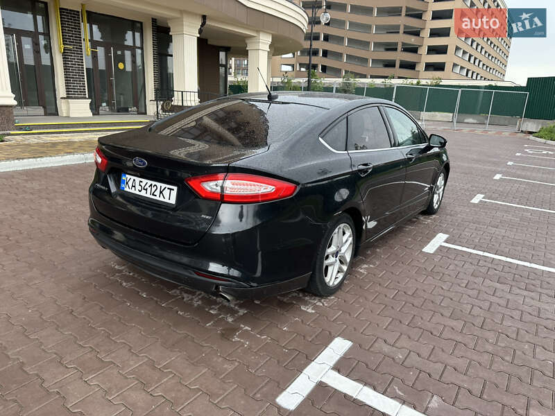 Седан Ford Fusion 2015 в Киеве