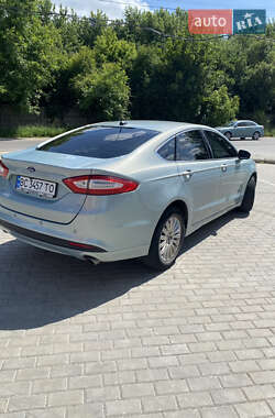Седан Ford Fusion 2014 в 