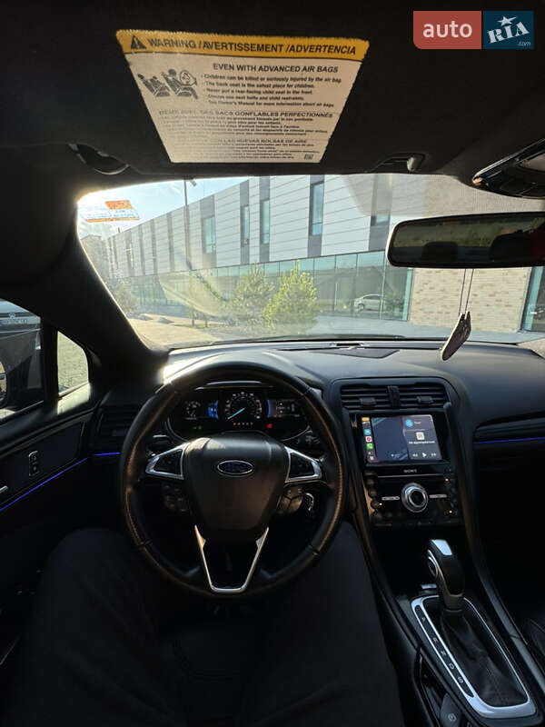 Седан Ford Fusion 2015 в Хмельницькому