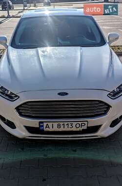 Седан Ford Fusion 2013 в 