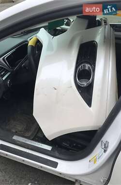 Седан Ford Fusion 2013 в 