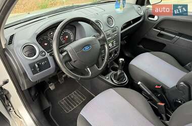 Хэтчбек Ford Fusion 2009 в 