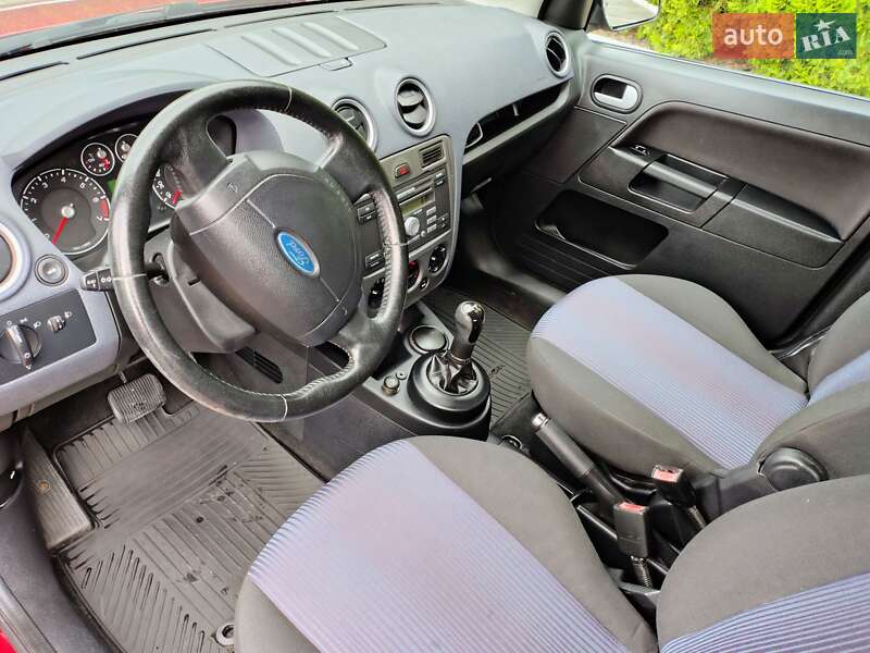 Хэтчбек Ford Fusion 2008 в Киеве фото 8 Хэтчбек Ford Fusion 2008 в Киеве