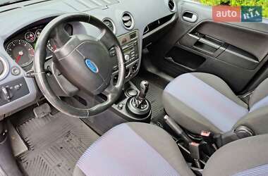 Хэтчбек Ford Fusion 2008 в 