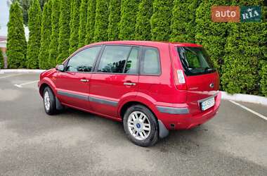 Хэтчбек Ford Fusion 2008 в 