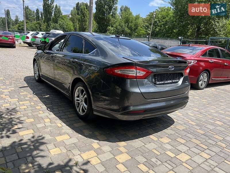 Седан Ford Fusion 2015 в Одессе