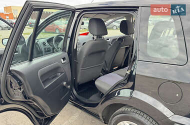 Хэтчбек Ford Fusion 2006 в 