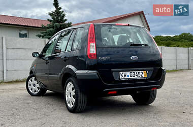 Хэтчбек Ford Fusion 2006 в 