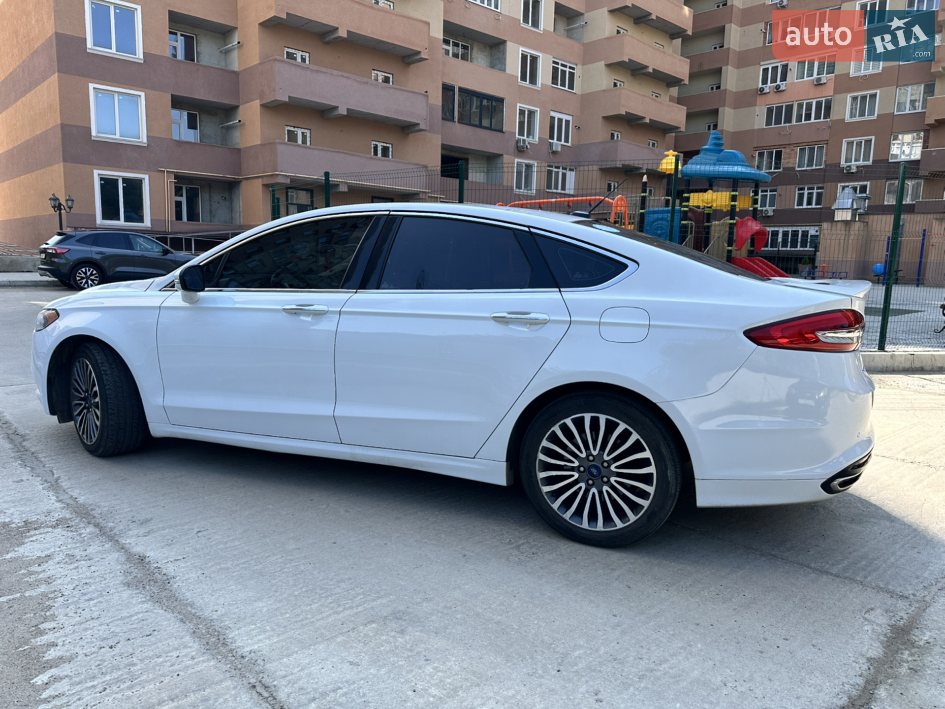 2017 Ford Fusion - мініатюра 5