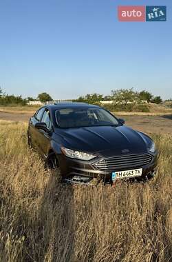 Седан Ford Fusion 2018 в 