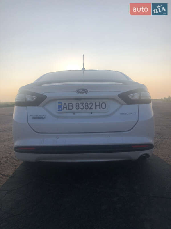 Седан Ford Fusion 2016 в Виннице