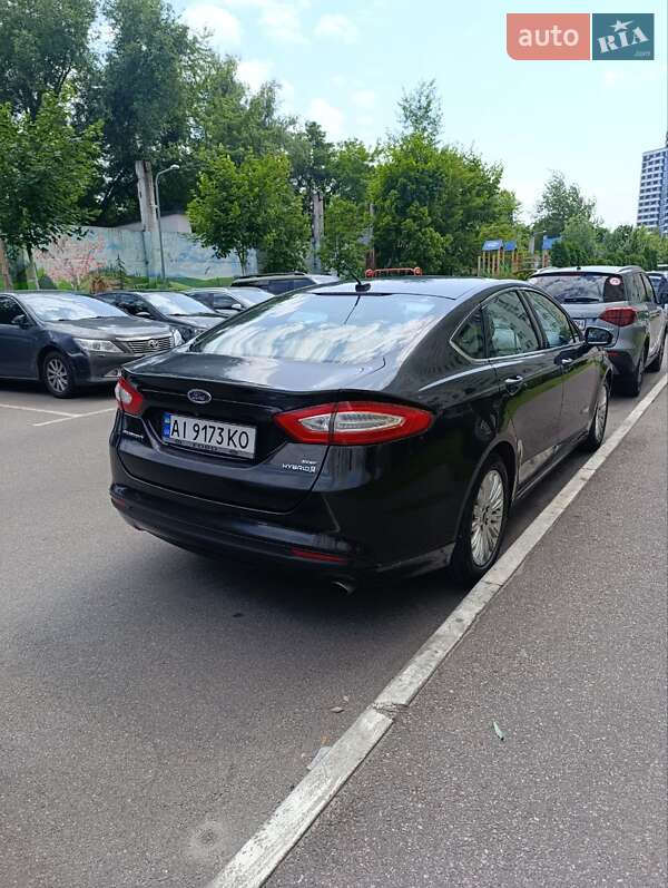 Седан Ford Fusion 2013 в Киеве