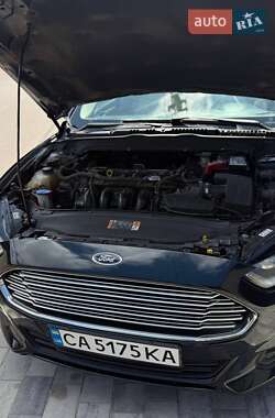 Седан Ford Fusion 2014 в 