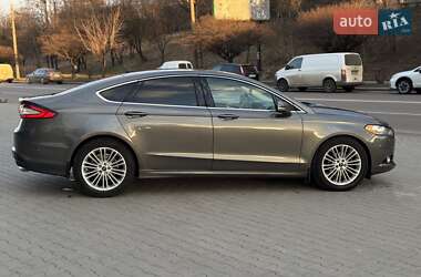 Седан Ford Fusion 2014 в 