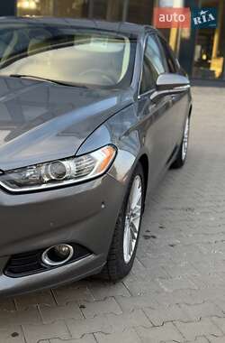 Седан Ford Fusion 2014 в 